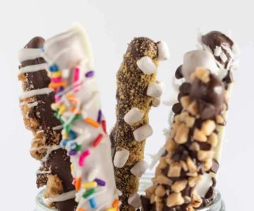 How to Make Chocolate-Covered Pretzel Rods at Home — Easy DIY Recipe
