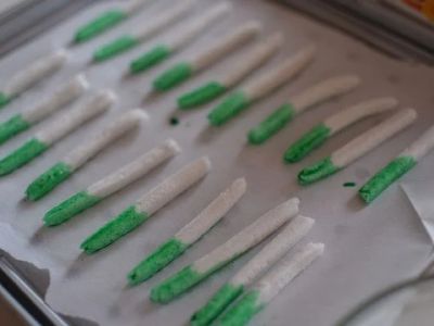 How to Make Candy Cigarettes (The Retro Kind)