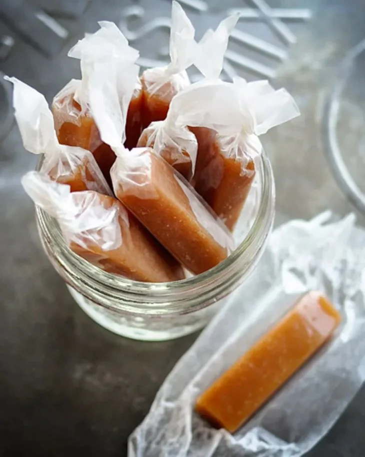 The Best Candy for a Retirement Home Visit (Soft Candies Guide)
