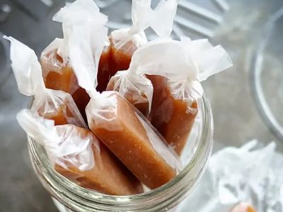 The Best Candy for a Retirement Home Visit (Soft Candies Guide)